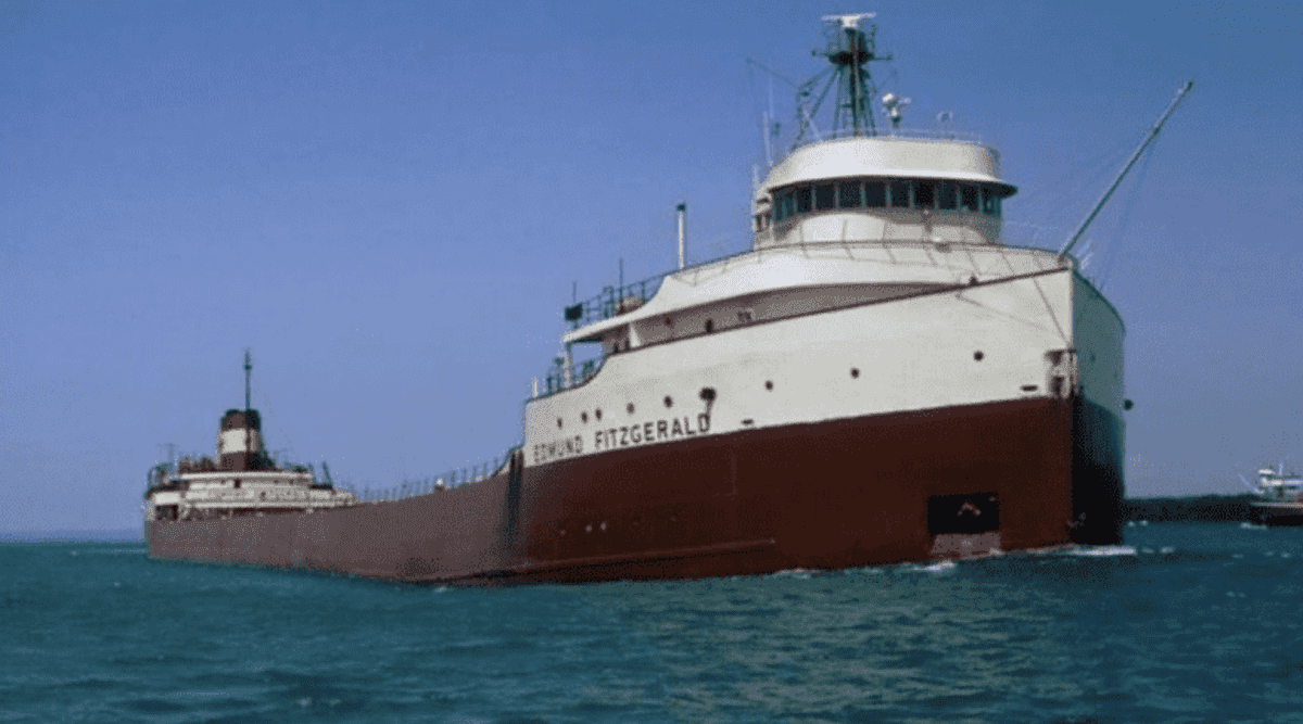 awesomemitten's tweet image. Guide to the SS Edmund Fitzgerald Ship &amp;amp; Crew awesomemitten.com/edmund-fitzger… #MittenLove #AwesomeMitten