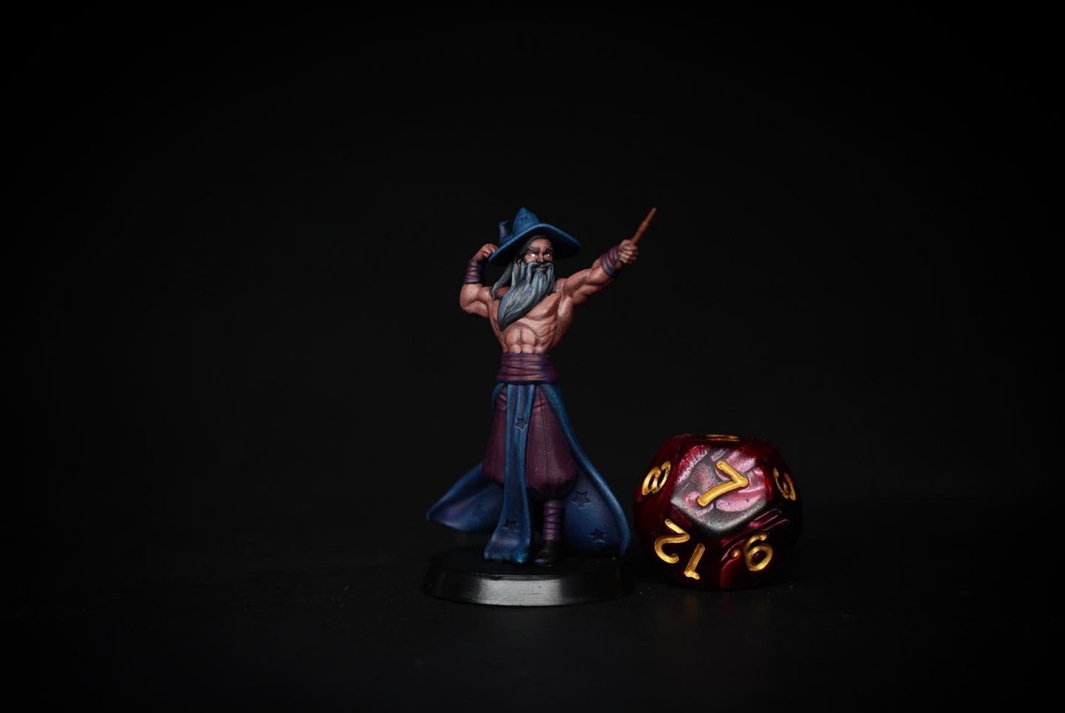 TheKrumz's tweet photo. Buff wizard painted xD 
#dnd #DnD #dnd5e #paintingminiatures #paintingminis #miniaturepainting .#ttrpg #RPG #dndart https://t.co/ibDT34Fqzp