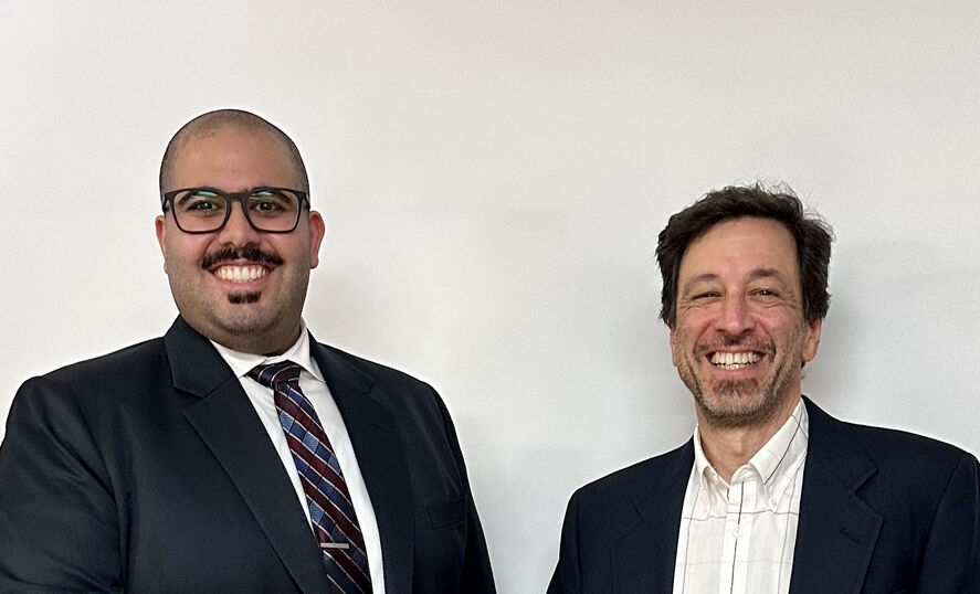 We extend our heartfelt congratulations to Ahmed S. Enani, a Doctor of Juridical Science (S.J.D.) Candidate for successfully defending his dissertation. Ahmed has been recognized by the Maurer School of Law as the Pro Bono Hours Award recipient. #graduation <a href="/USA_SACM/">SACM</a> <a href="/IUMaurerLaw/">IUMaurerLaw</a>