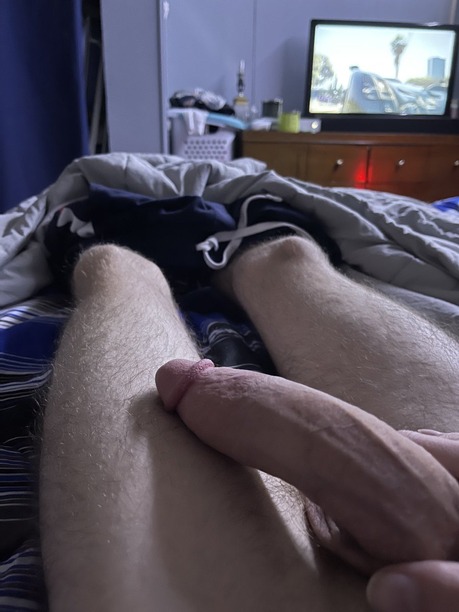DamienDula03's tweet photo. Would u let me send u snaps like this https://t.co/6ggrWkMpCO