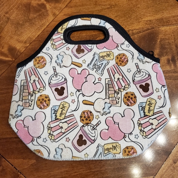 So good I had to share! Check out all the items I'm loving on <a href="/Poshmarkapp/">Poshmark</a> from <a href="/tenabean/">Tina McKay</a> #poshmark #fashion #style #shopmycloset #laurenralphlauren #verabradley #artisan: posh.mk/t7hSCyaWvBb
