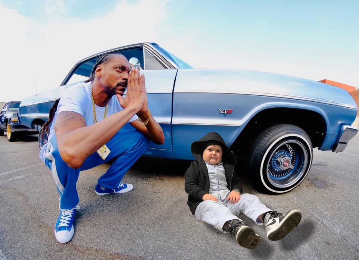 HasbullaHive's tweet photo. We need to meet up again soon big bro @SnoopDogg https://t.co/rmXnIWDkfM