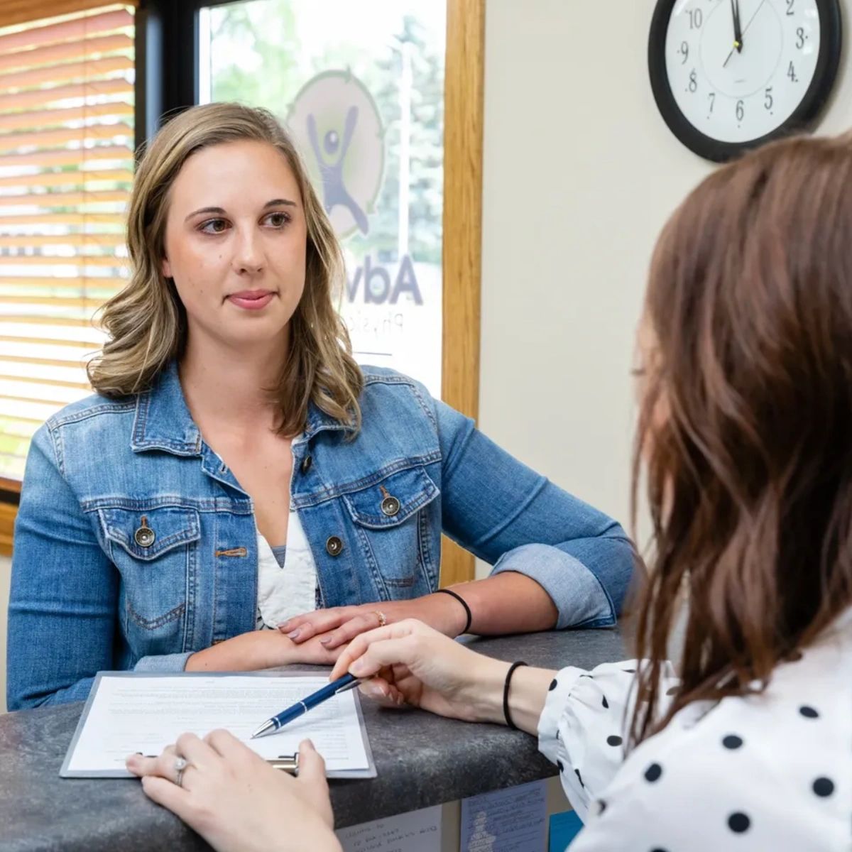 TherapyAdvance's tweet image. We believe that everyone deserves individualized care tailored to their unique needs and goals, so you can trust that our team will take the time to listen and understand your situation fully. #PersonalizedCare #AdvancePTJourney #LittleFallsMN