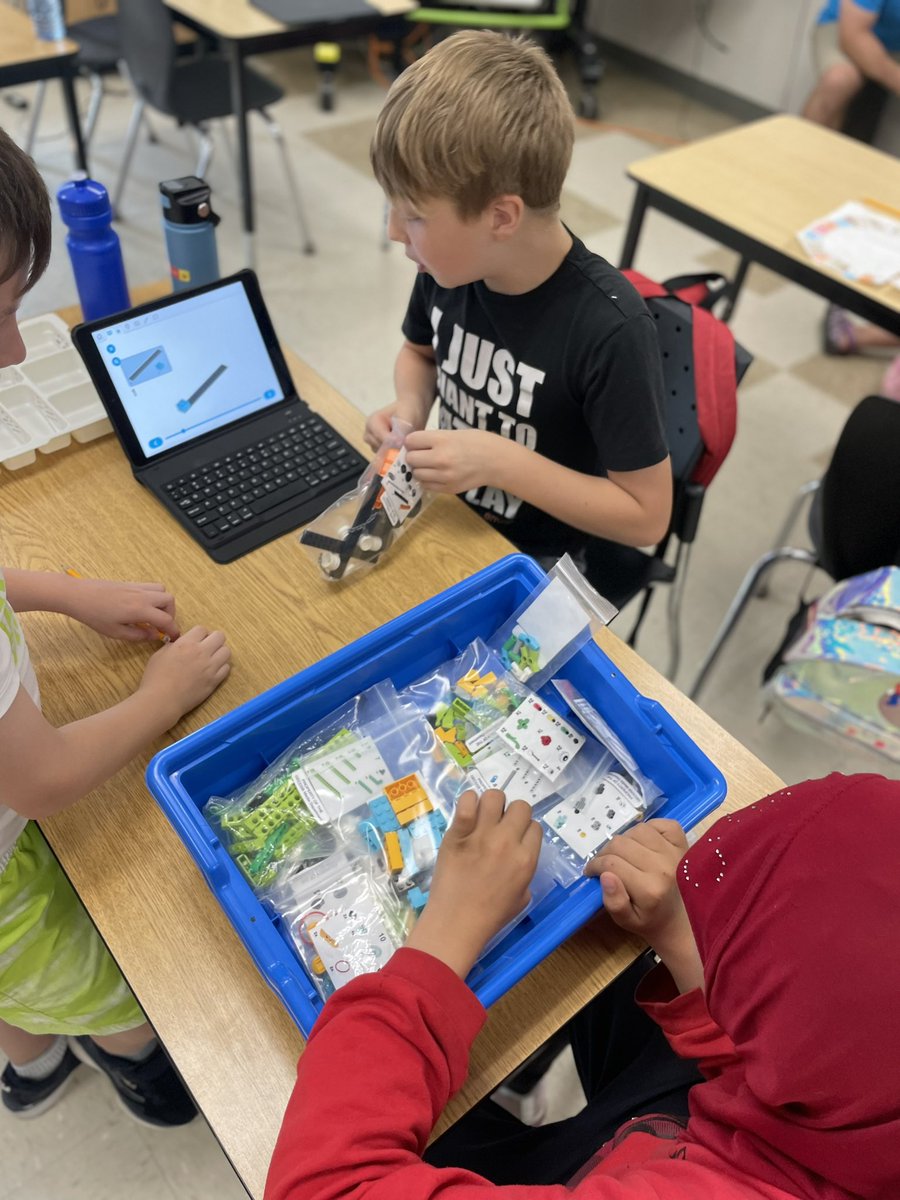 Ms. Laforet (@mslaforet) on Twitter photo Lego robotics are SO FUN 👷🏻🤖 <a href="/Mr_Alkhouri8/">George Al-Khouri</a> <a href="/gecdsbpro/">GECDSB PR</a> <a href="/Vanessa_Dakin28/">Vanessa Dakin Marín</a> <a href="/cmills_gecdsb/">Chris Mills</a> <a href="/sabresLST/">David Edgar</a> #CampDiscovery #GECDSBslp2023 Lego robotics are SO FUN 👷🏻🤖 <a href="/Mr_Alkhouri8/">George Al-Khouri</a> <a href="/gecdsbpro/">GECDSB PR</a> <a href="/Vanessa_Dakin28/">Vanessa Dakin Marín</a> <a href="/cmills_gecdsb/">Chris Mills</a> <a href="/sabresLST/">David Edgar</a> #CampDiscovery #GECDSBslp2023