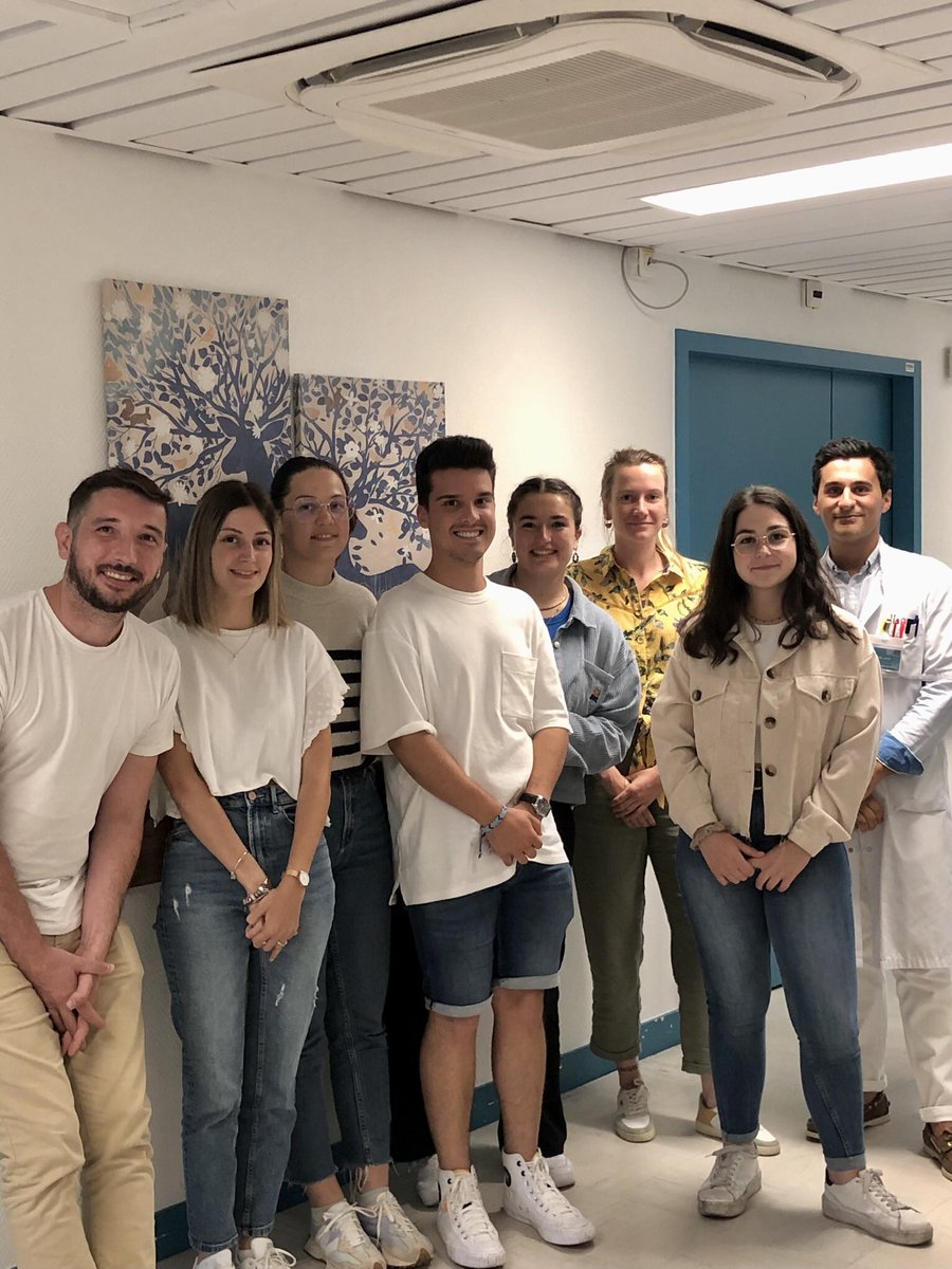 SylvainUzac's tweet photo. [Prise de poste]🎓 
👩🏻‍💼🧑🏻‍🦱👩👧🏻👱🏼‍♂️Bienvenue 

🏥Journée d’accueil et d’intégration des nouveaux #infirmiers du service de Médecine interne et maladies infectieuses @CHUBordeaux 

#paramédical #diplomation #Bordeaux #recrutement #ifsi https://t.co/mFngixHLnL