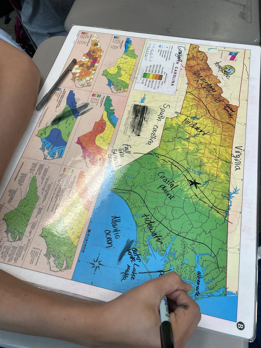 roberts16prez's tweet photo. Practicing for tomorrow’s map assessment #SalemProud https://t.co/LSi0mwoXHu