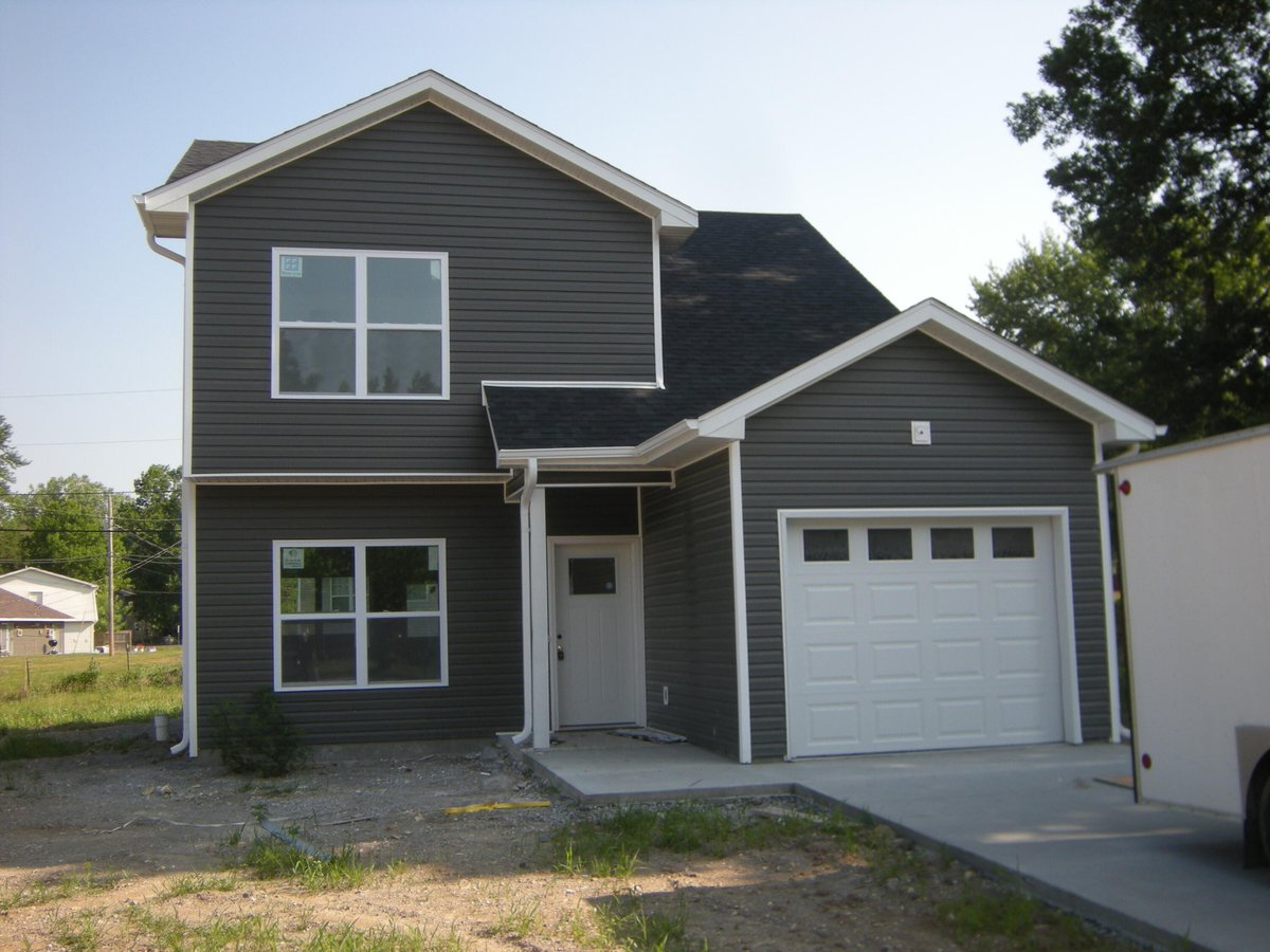 trishalee's tweet image. Dreaming of a new home? This 3 BED, 2 full and 1 half BATH home might be the one you've been thinking of. #realestate #homesforsale  cpix.me/l/173797289