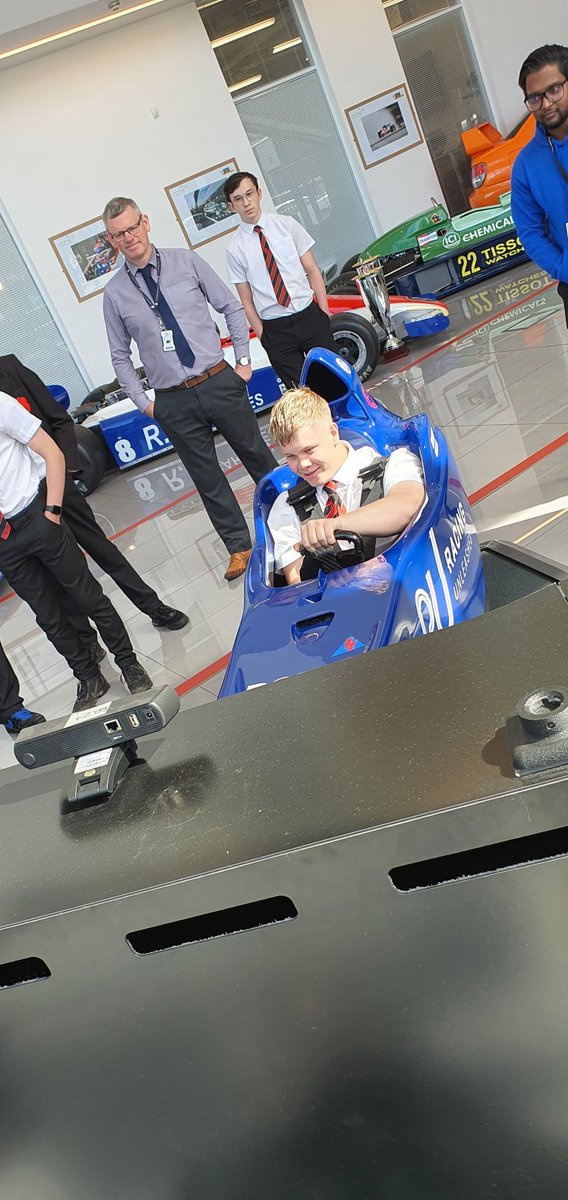 MrCottonDT's tweet photo. Year 10s practising their F1 driving skills today..... some future racing car drivers in the making.  @LadybridgeHigh https://t.co/YIMTRnXOVs
