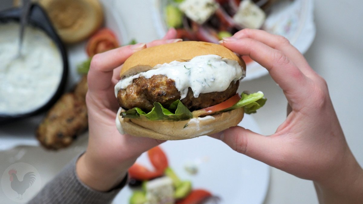 HomePrsrCooking's tweet photo. Air Fryer Burger – Mediterranean Inspired Turkey Burgers

https://t.co/9V4vjEsUe5

#mediterranean #turkey #burgers #food https://t.co/5DE2McTsSZ