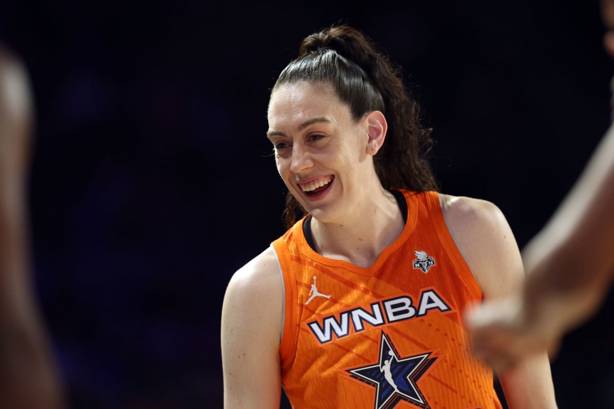 RT @SB10BS30posts: BREANNA STEWART at the 2023 WNBA All Star game. https://t.co/TzV1wnGgIR