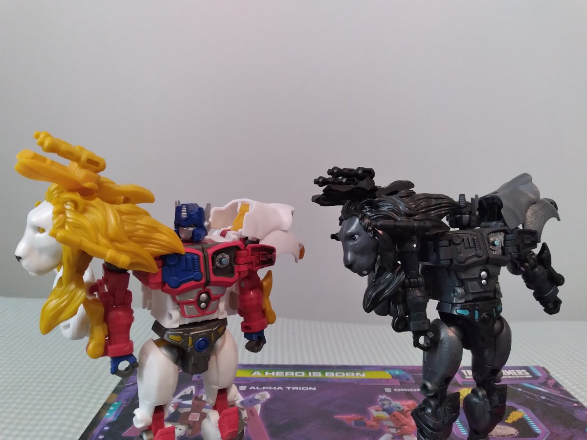 SirArceon's tweet image. I have made an acquisition

#Transformers
#TransformersLegacyEvolution
#LioConvoy
#LeoPrime
#BlackLioConvoy
#CopyConvoy
#NemesisLeoPrime