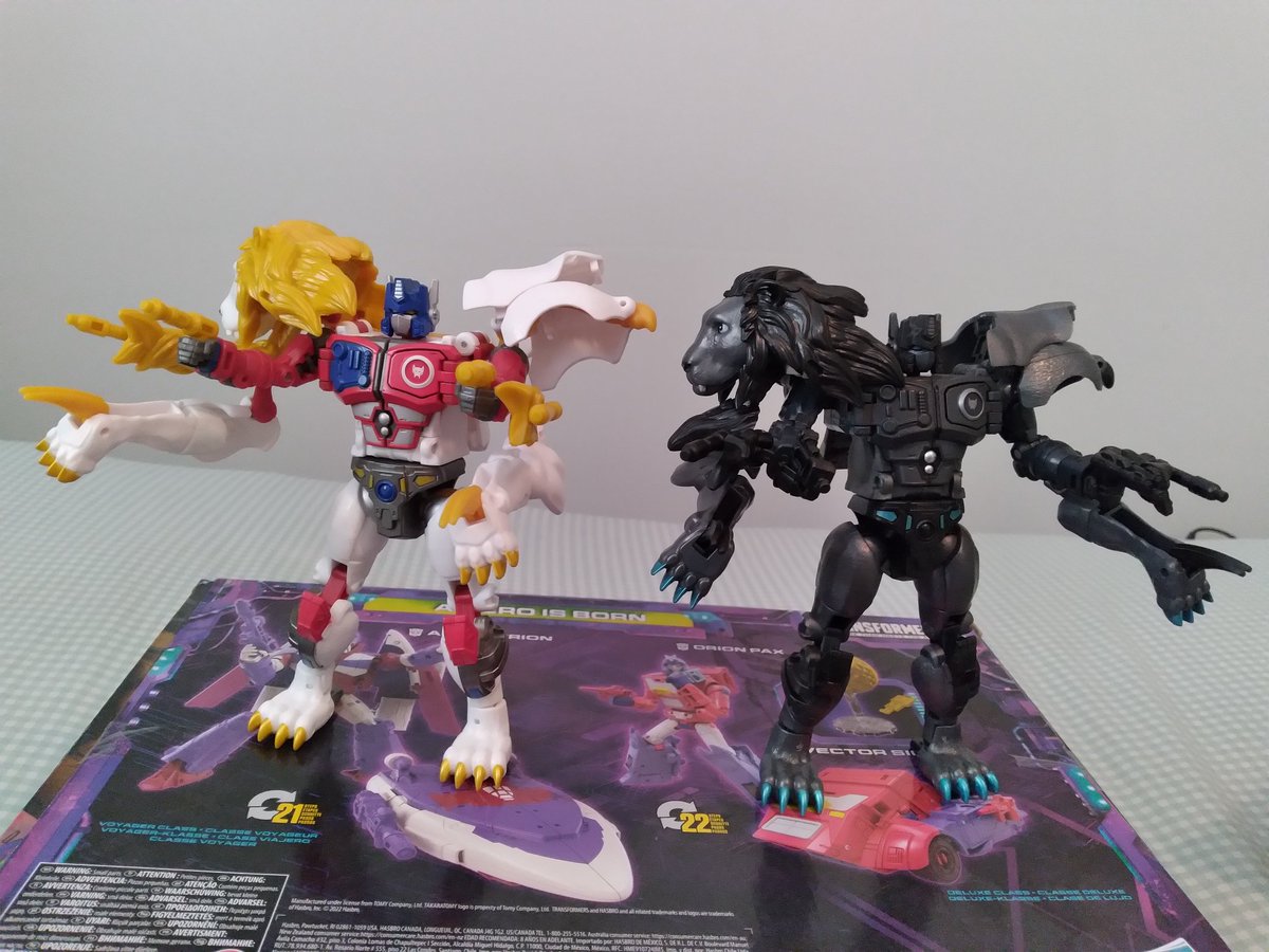 SirArceon's tweet image. I have made an acquisition

#Transformers
#TransformersLegacyEvolution
#LioConvoy
#LeoPrime
#BlackLioConvoy
#CopyConvoy
#NemesisLeoPrime