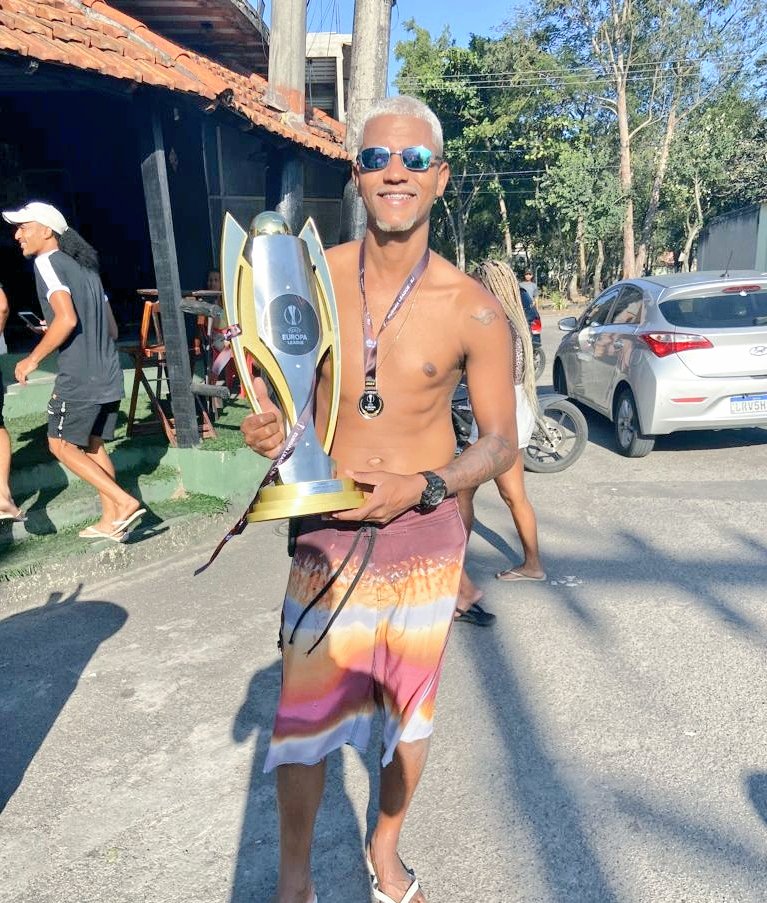 paulinhojr08's tweet photo. Bangu1 incomoda muita gente 🤭💚🖤🏆 #campeãoeoB1 https://t.co/LX9jGexbvU