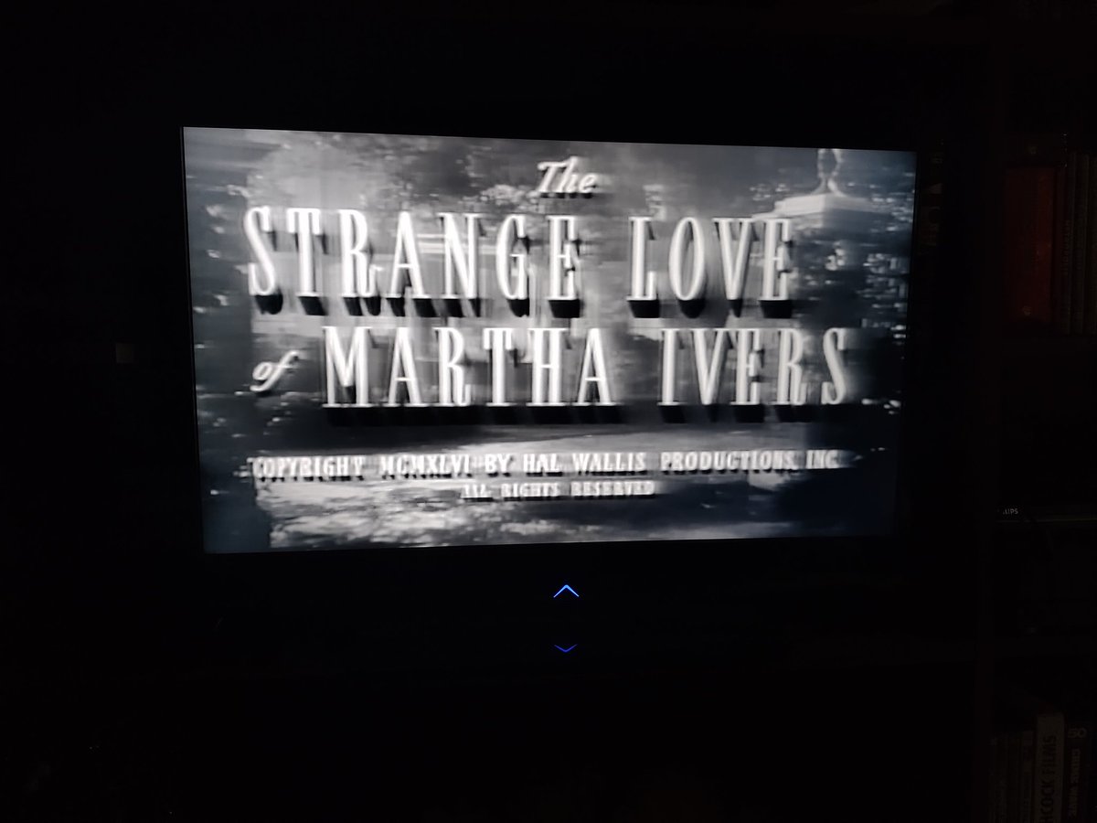 Drama noir para esta tarde: THE STRANGE LOVE OF MARTHA IVERS (1946) con Barbara Stanwyck, Van Helfin, Lisabeth Scott y Kirk Douglas. https://t.co/BQ6vAkAaC9