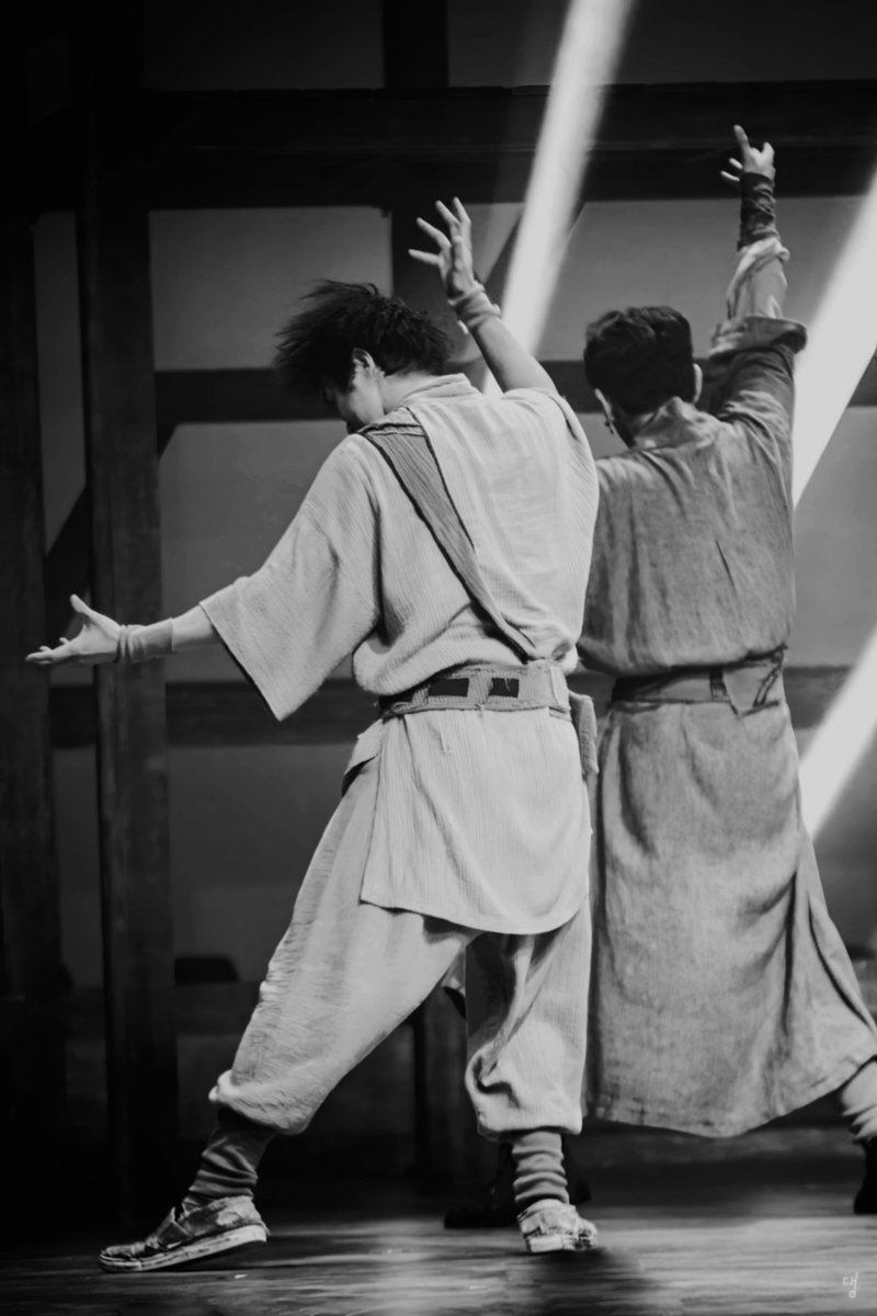 arrrrPic's tweet photo. 230716 스웨그에이지 외쳐 조선!

호로쇠 役 #장재웅

정녕 이것이 당연한 일인가. https://t.co/PLAbnEulZq