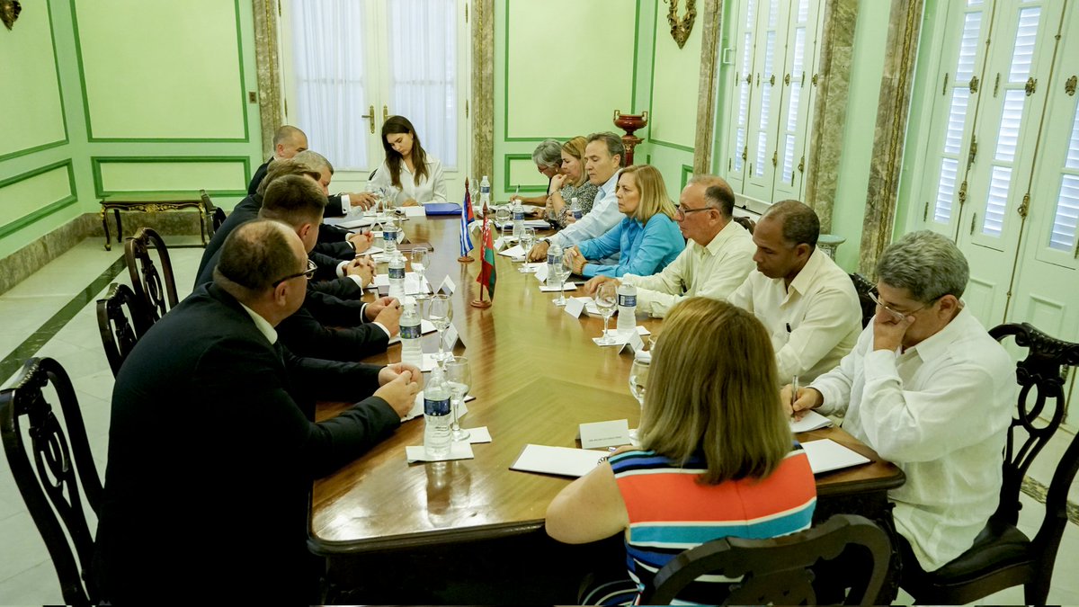 Josefina Vidal tweet media