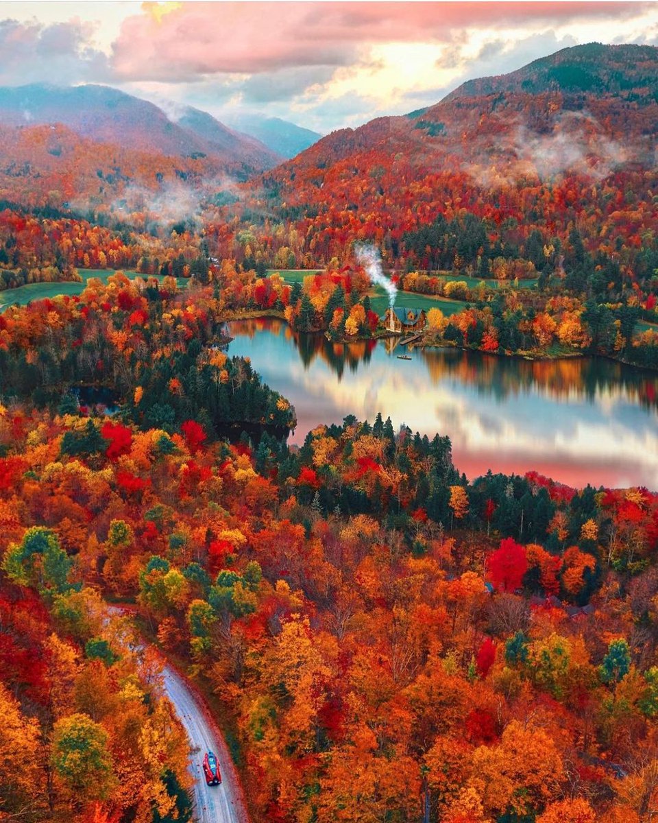 AmericanaAesth's tweet photo. The hills of rural Vermont https://t.co/m0oZH9Fdlf