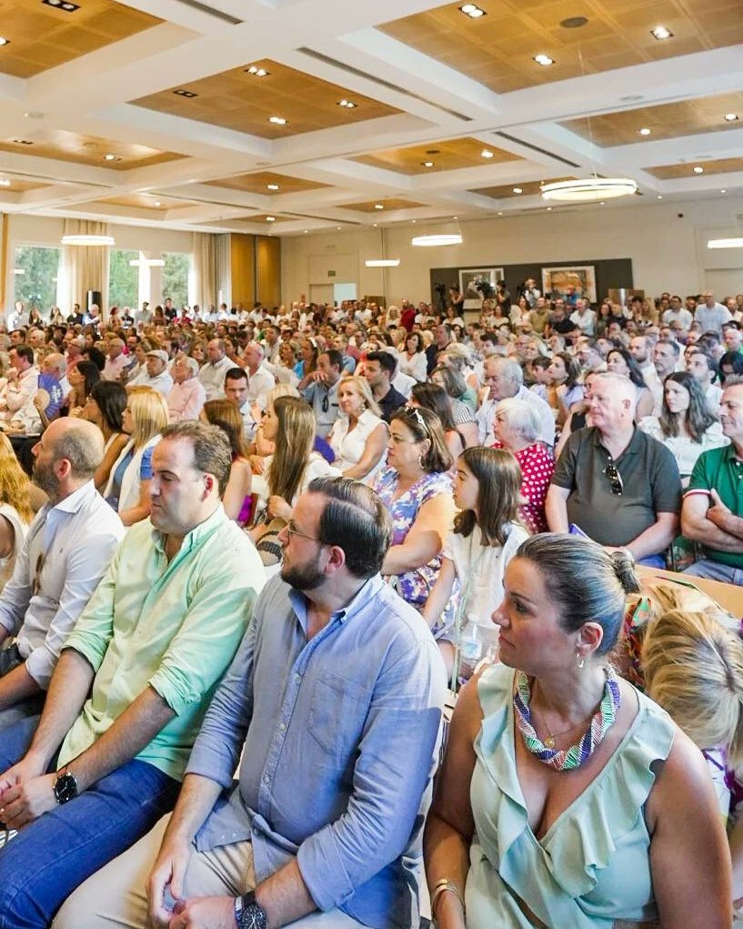 jmbellidoroche's tweet image. 👏 Lleno en el Parador de la Arruzafa para asistir al encuentro con @JuanMa_Moreno. Estamos en la recta final de la campaña electoral y cada voto cuenta y va a ser imprescindible para impulsar el cambio que España necesita y que representa @NunezFeijoo #EsElMomento