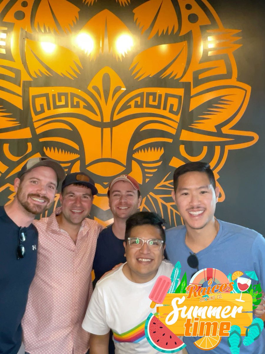 LatinWx's tweet image. Fantastic first (and definitely not last) Natural Hazards Workshop (@HazWS)! Caught up with disaster colleagues and was part of a panel of researchers/practitioners that are advancing language access in #riskcomm 🥳 🙌🏽 #HazWS