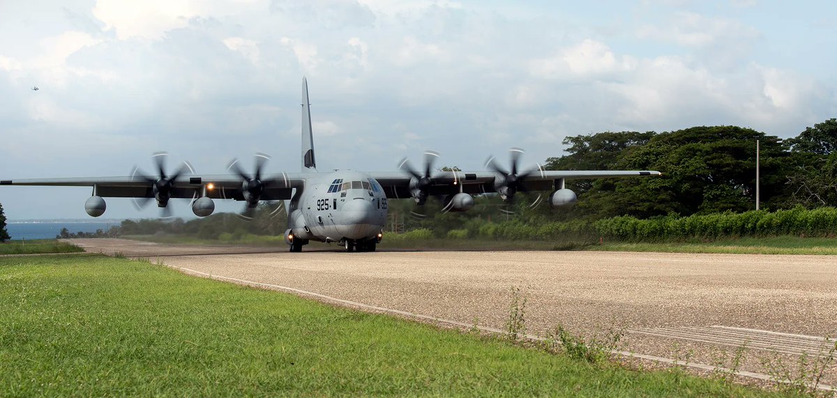 marforres's tweet image. A #USMC KC-130J Super Hercules with VMGR-234 delivers the AN/TPS-80 Ground/Air Task Oriented Radar in support of Special Purpose Marine Air-Ground Task Force #UNITASLXIV, to the School of Marine Infantry Training in Coveñas, Colombia, July 15, 2023.