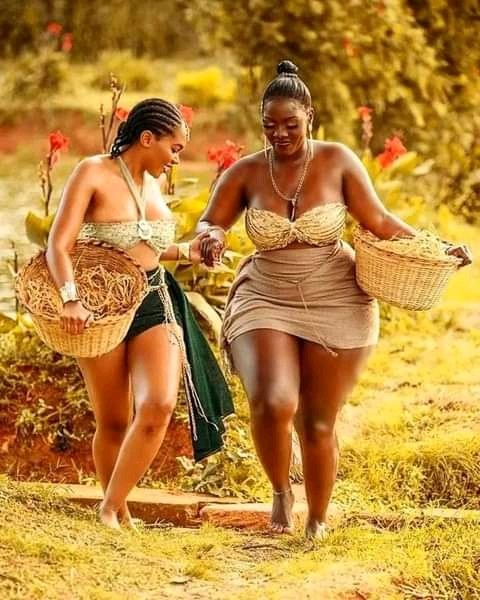 Que tu sois noire ou brune, apprends à dire stop à la dépigmentation ❌🌼
#Vivelafemmeafricaine
#GloCosmetics
Please, allez vous abonner à ma page Facebook :Natural Black 🙏🏾😊
✔️✔️♥️