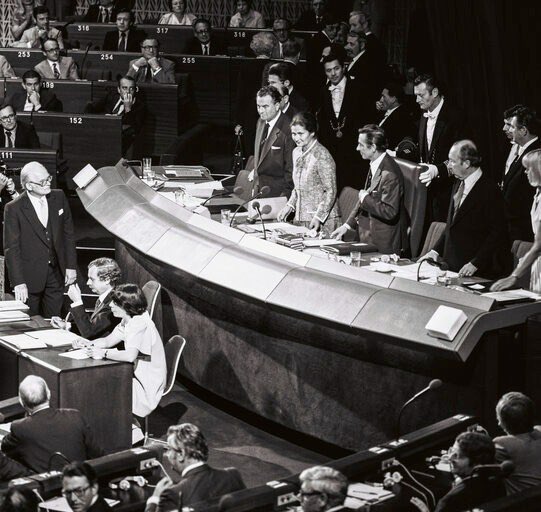 Agnieszka Walter-Drop 🇪🇺🇵🇱🇺🇦 (@awalterdrop) on Twitter photo Today we honor a remarkable achievement: 44 years ago Simone Veil etched her name in history by becoming the President of the 1st directly elected <a href="/Europarl_EN/">European Parliament</a>.A courageous women,a trailblazing #BreakingBarriers politician,a role model for generations of girls. #womanempowerment Today we honor a remarkable achievement: 44 years ago Simone Veil etched her name in history by becoming the President of the 1st directly elected <a href="/Europarl_EN/">European Parliament</a>.A courageous women,a trailblazing #BreakingBarriers politician,a role model for generations of girls. #womanempowerment