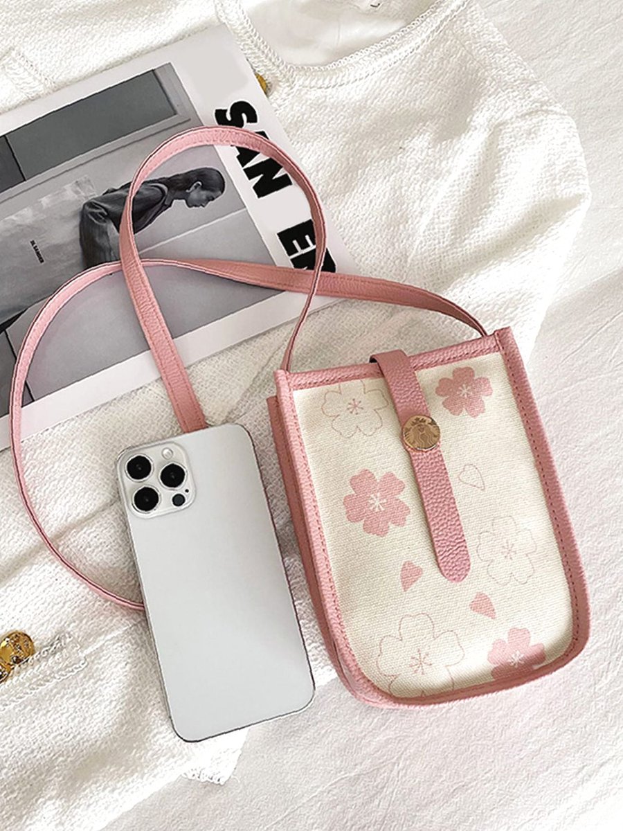 ShopBirdInBag's tweet photo. Wow picks! Bird in Bag - Floral Graphic Crossbody Bag - Women Crossbody at $16.99 at https://t.co/Z1FZzMlCEA Choose your wows. 🐕 https://t.co/9cp1gRxik9