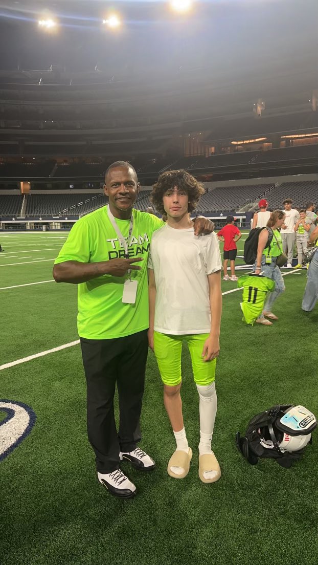 Thank you to Coach Joe Horn, former @nfl player, for the opportunity to work with you this weekend @dreambowlgame AT&amp;T Stadium, Team Neon #quarterback #12 #MA