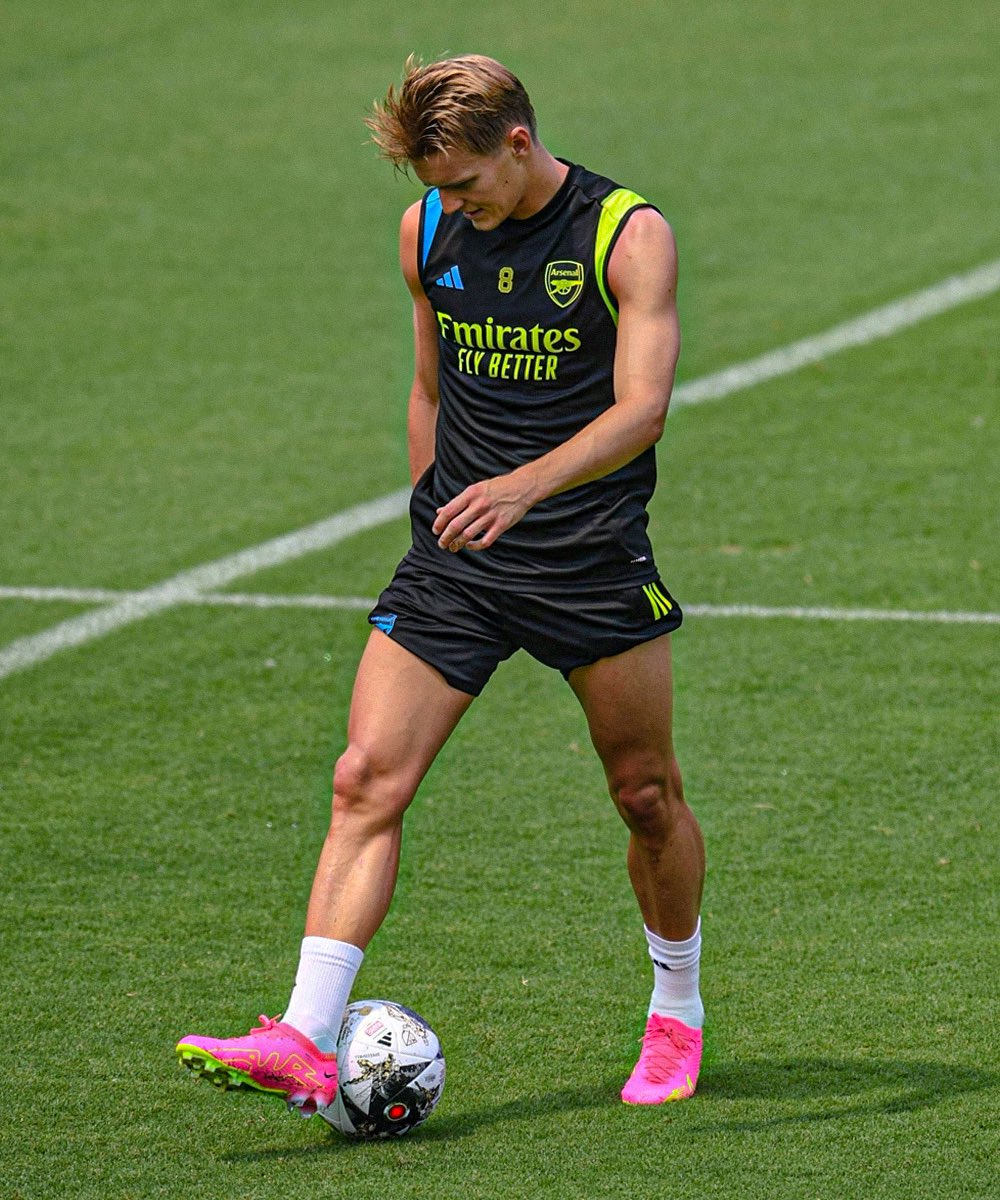 Magnum 256 🇺🇬 tweet media