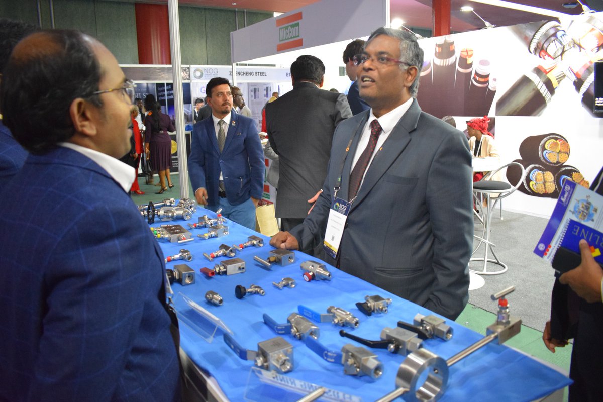 india_nigeria's tweet photo. On 11 July 2023, High Commissioner inaugurated the India Pavilion at the Nigeria Oil &amp; Gas 2023. The Expo saw participation by 48 Indian Companies led by Confederation of Indian Industry (CII) and supported by DoC participated.
@MEAIndia 
@NigeriaMFA 
@DoC_GoI 
@IndianDiplomacy https://t.co/cpr3VkcVyL