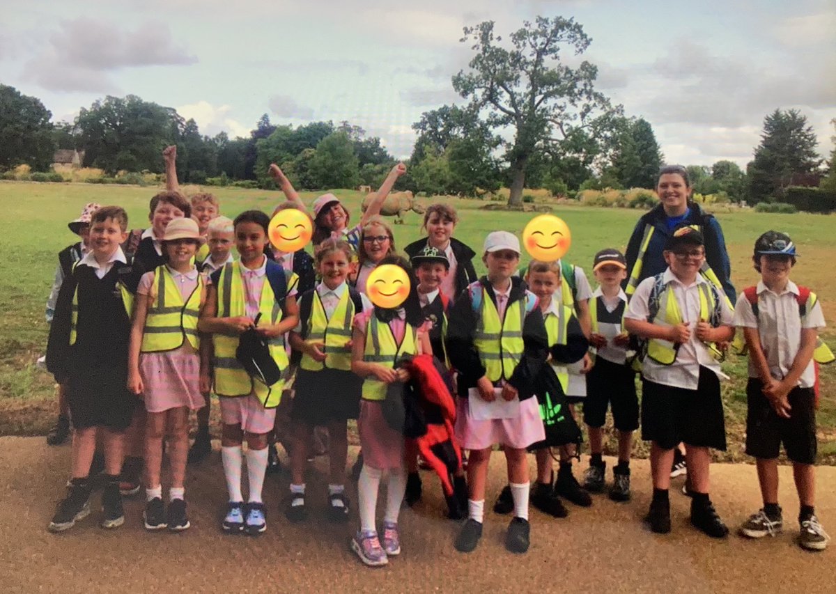 SPMVPine's tweet photo. Some belated photos of our brilliant Cotswold Wildlife Park trip last week 🦁 🦓 🐊 It was such a great day learning about the rainforest and other incredible animals from around the world! https://t.co/6Q2frkX9jD