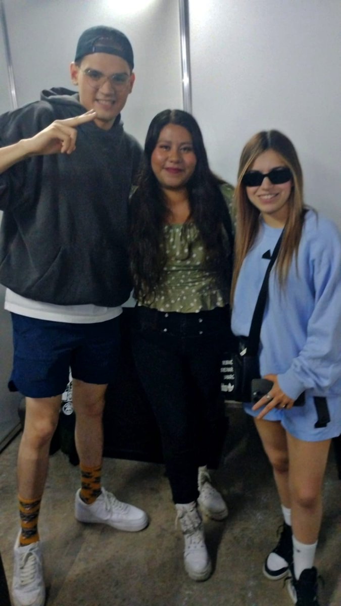 ★ ♪ Brenda ♪ ★ tweet media