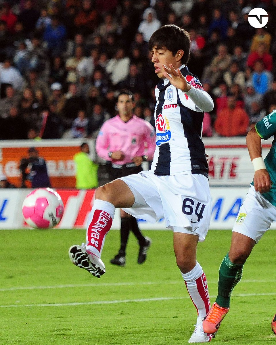 tntsportsmex's tweet photo. 📸 #LaFotoHistórica
@Rpizarrot en el #Apertura2012, su torneo debut en la @LigaBBVAMX. 🇲🇽
Casi 1️⃣1️⃣ años después, cumplió el sueño europeo. 🇬🇷 https://t.co/toMcHicydB