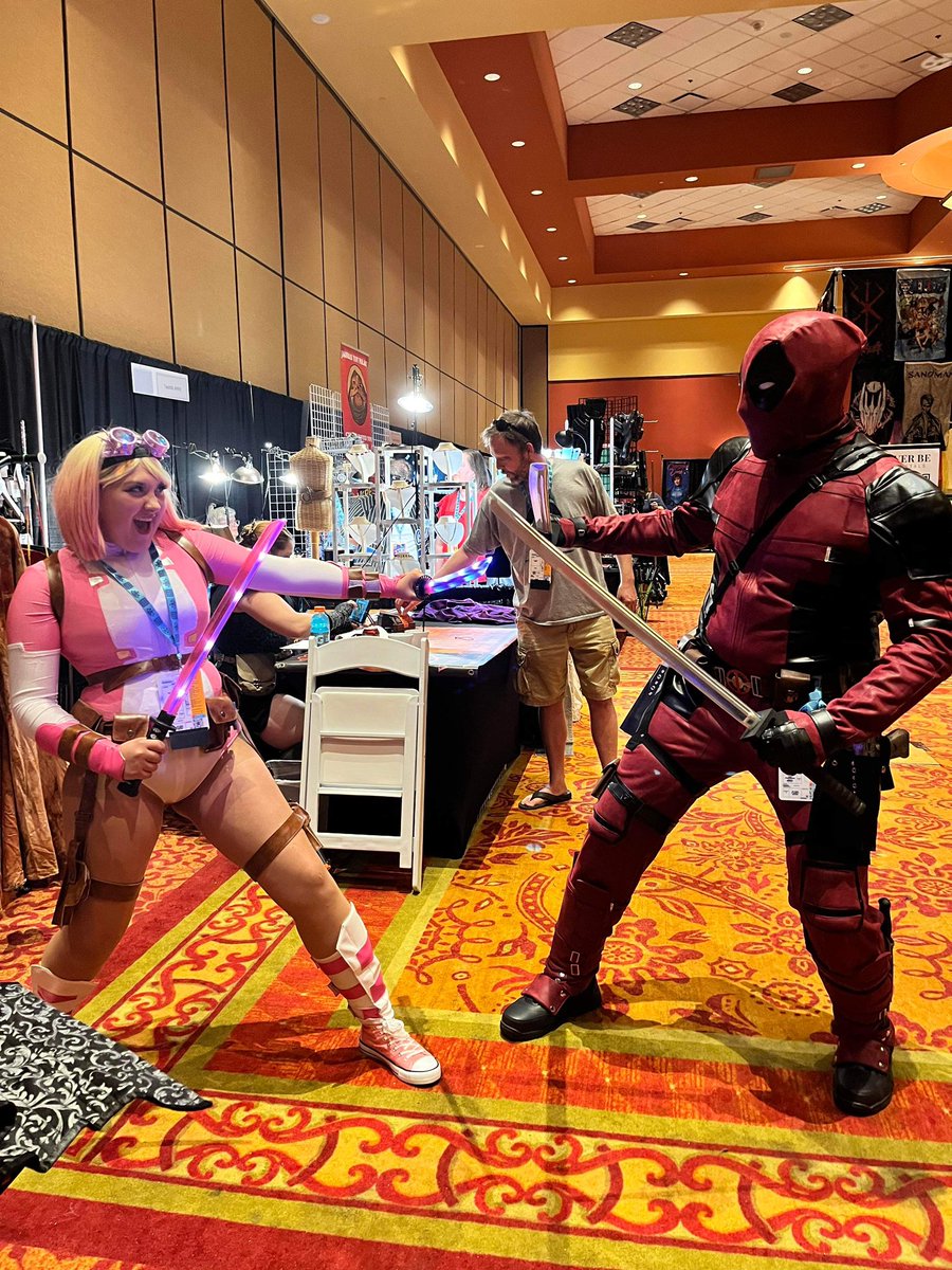 Listen, if <a href="/MarvelStudios/">Marvel Studios</a> ever wants to make a #gwenpool movie, I will happily be Gwenpool for you! This is me and Deadpool at <a href="/Soonercon/">Soonercon</a> for reference :)