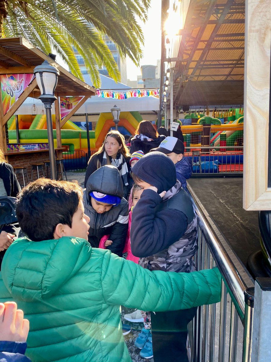 gabrielpablo76's tweet photo. ¡VACACIONES DE INVIERNO! 
Hoy visitamos al parque de juegos Joy Store San Miguel.
Zona 1, Rosa Mística
Coordinación territorial.
San Miguel nos importa
@jaimemendezh 
@NigroFrancisco 
@SabiiiLop https://t.co/I0rFd0ZHgG