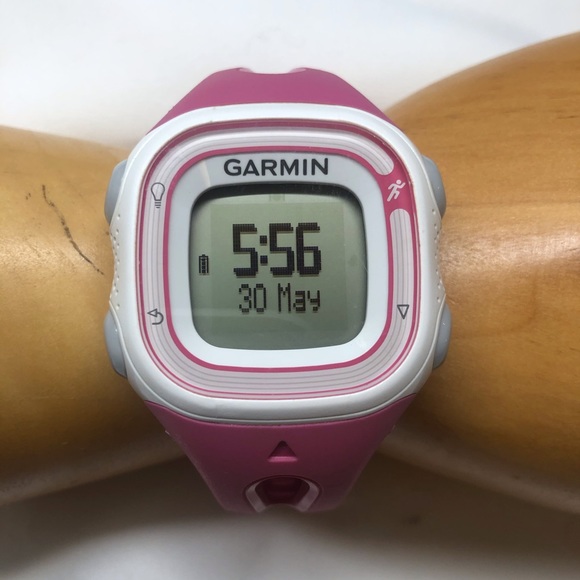 So good I had to share! Check out all the items I'm loving on <a href="/Poshmarkapp/">Poshmark</a> #poshmark #fashion #style #shopmycloset #universalthread #vineyardvines #garmin: posh.mk/Q8mWbXTlwBb