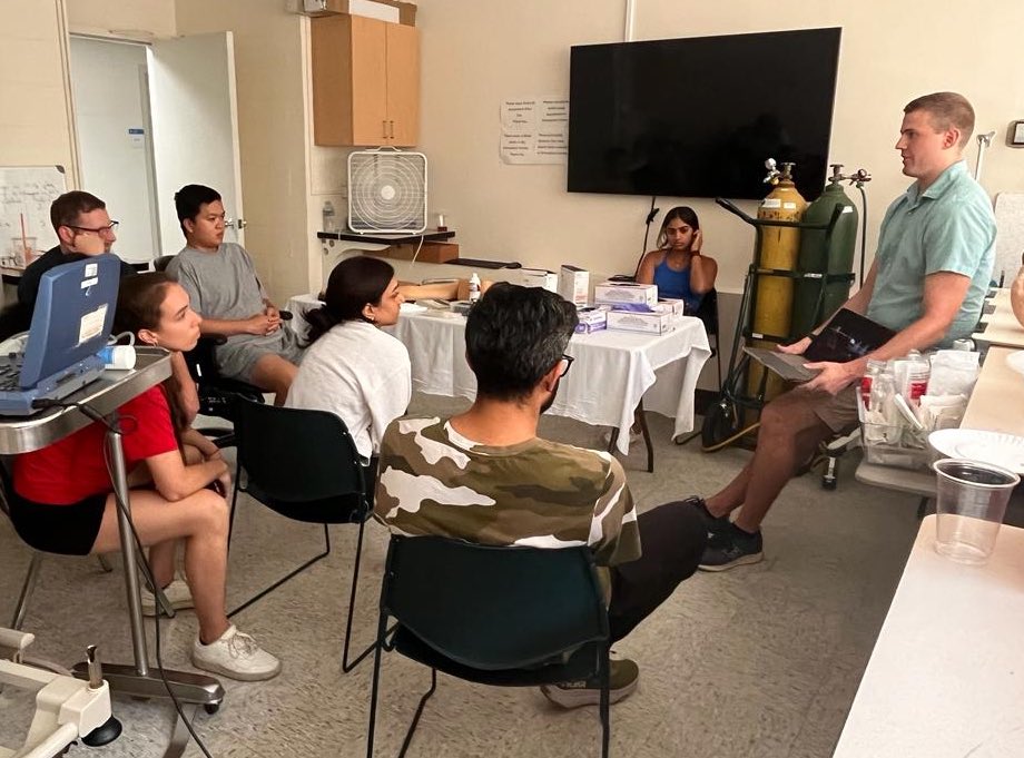 MaimoUltrasound (@maimoultrasound) on Twitter photo Introducing our <a href="/Maimonides_EM/">Maimonides EM</a> interns to the world of #POCUS as part of their orientation #maimoultrasound Introducing our <a href="/Maimonides_EM/">Maimonides EM</a> interns to the world of #POCUS as part of their orientation #maimoultrasound