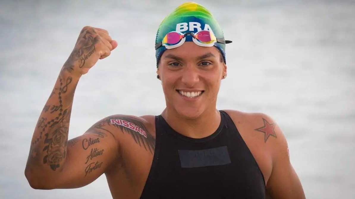 Já era a maior medalhista da história em Mundiais, agora é de forma isolada. 

Já era a maior medalhista brasileira em Mundiais entre todos os esportes, só aumentou a diferença. 

Já era a brasileira mais vezes escolhida a melhor do mundo, só aumentou a diferença.