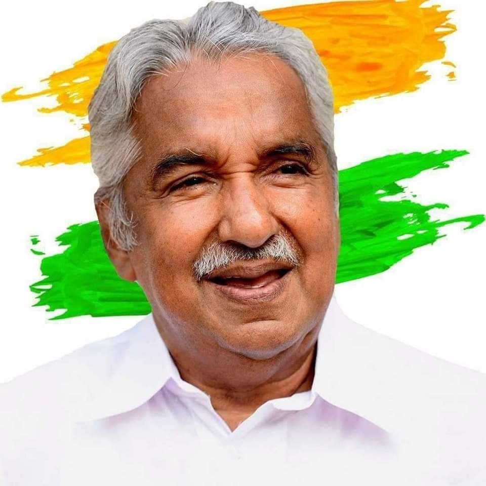 ShoukathMadath2's tweet image. ഉമ്മൻ ചാണ്ടി വിട!! 

രാഷ്ട്രീയ കേരളത്തിലെ ഏറ്റവും ജനകീയനായ, ജനങ്ങളുടെ കൂടെ എന്നും നില കൊണ്ട പ്രിയ നേതാവ് വിട പറഞ്ഞു.