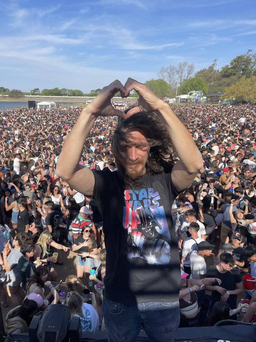 Se viene la Primavera de embalse !!!
Atentos 🫶🫶🫶🫶🫶🫶
Yeahhhhhhhhhhhh
Feliz por verlos a todos de nuevo en un par de meses !!!!