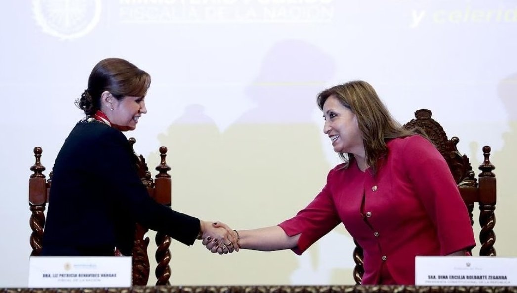 Wamanyana's tweet photo. @FiscaliaPeru 50 ciudadanos asesinados por proyectiles de fusil 
6 meses después no un solo investigado
Hipocresía total
Los lineamientos los tienen claros BLINDAR ASESINADOS https://t.co/XWN6PjhQDX