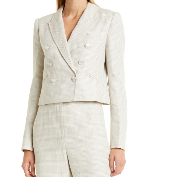 So good I had to share! Check out all the items I'm loving on <a href="/Poshmarkapp/">Poshmark</a> #poshmark #fashion #style #shopmycloset #veronicabeard: posh.mk/yyEeq9R4vBb