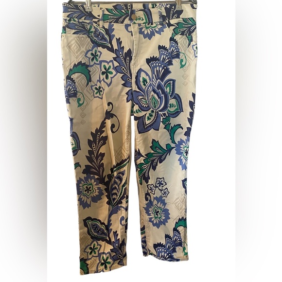 brookswebstore1's tweet photo. So good I had to share! Check out all the items I'm loving on @Poshmarkapp #poshmark #fashion #style #shopmycloset #chicos #carbon2cobalt #dimensions: https://t.co/rivAESw5ML https://t.co/KNyu3elIpN