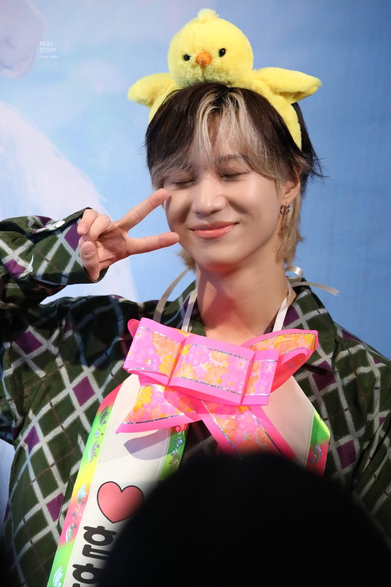 realstory718's tweet photo. 사랑둥이 태민이🩵 평생 짝꿍들의 애기치즈,, 어도러블 탬니❤️로 함께 해죠,,, 근데 진짜 태민이는 평생 귀엽고 다정하고 상냥한 사랑둥이일꺼같다😭😭

#태민이_생일축하_멈추지못했다지 
#태민아생일축하해 
#HAPPYTAEMINDAY https://t.co/VjMyA8QsoY