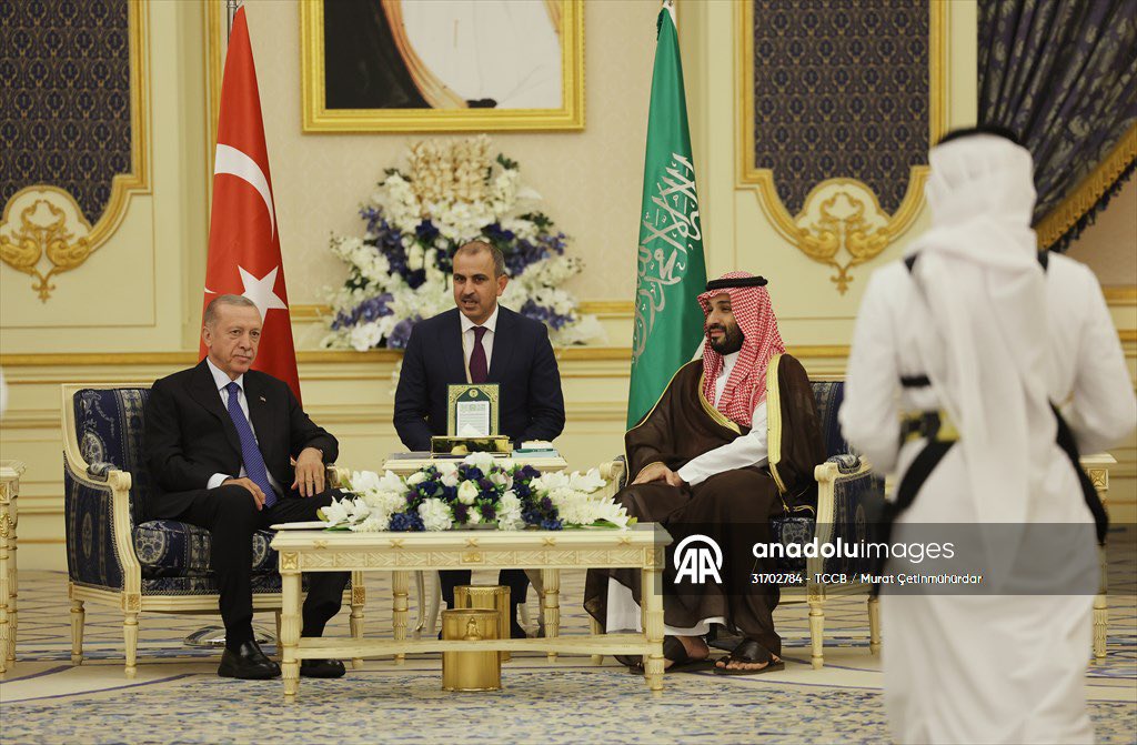 محمد بن سلمان بن عبد العزيز (Informal) tweet media