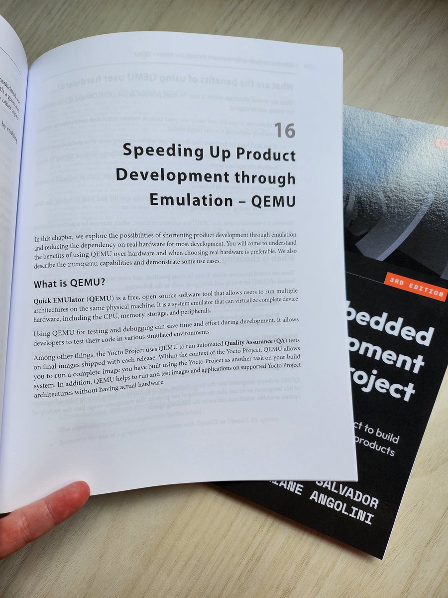 angolini's tweet image. Eu vou postar aqui também a foto da primeira página do capítulo de QEMU pra vocês verem #yocto #poky #embeddedlinux #linux #qemu