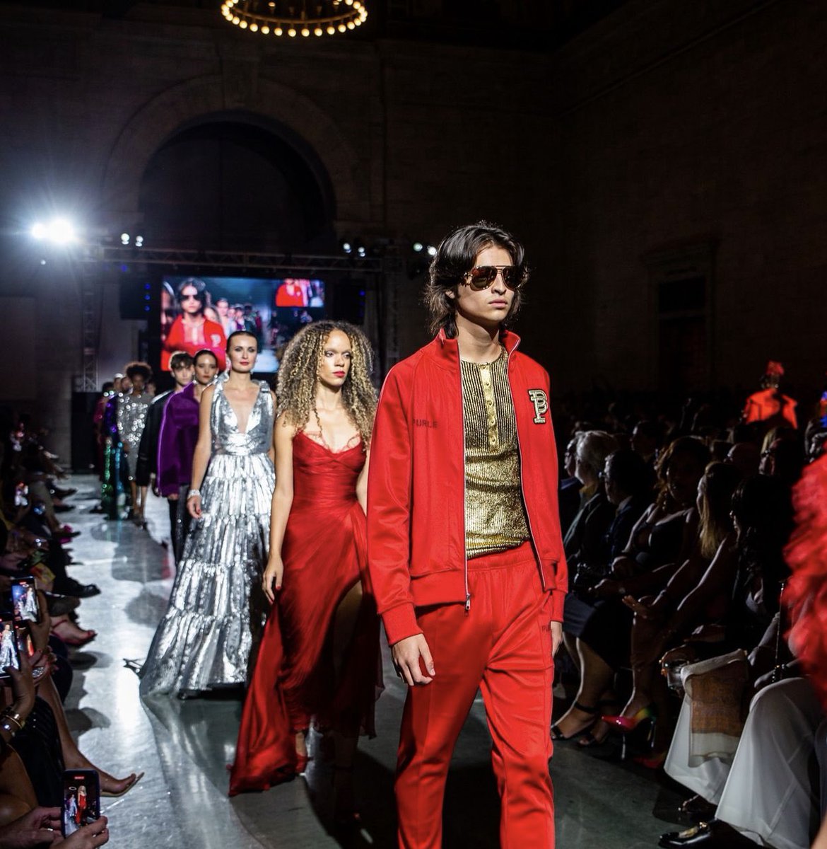 All That Glitters is Gold! 🌟
If you missed out on Fash Bash 2023 tickets don’t be fashionably late to the After Glow.
Après Fête tickets are on sale NOW! Link in bio to purchase your ticket. Party in style to support the DIA! 
#FashBash2023 #DIAFJC #NeimanMarcus