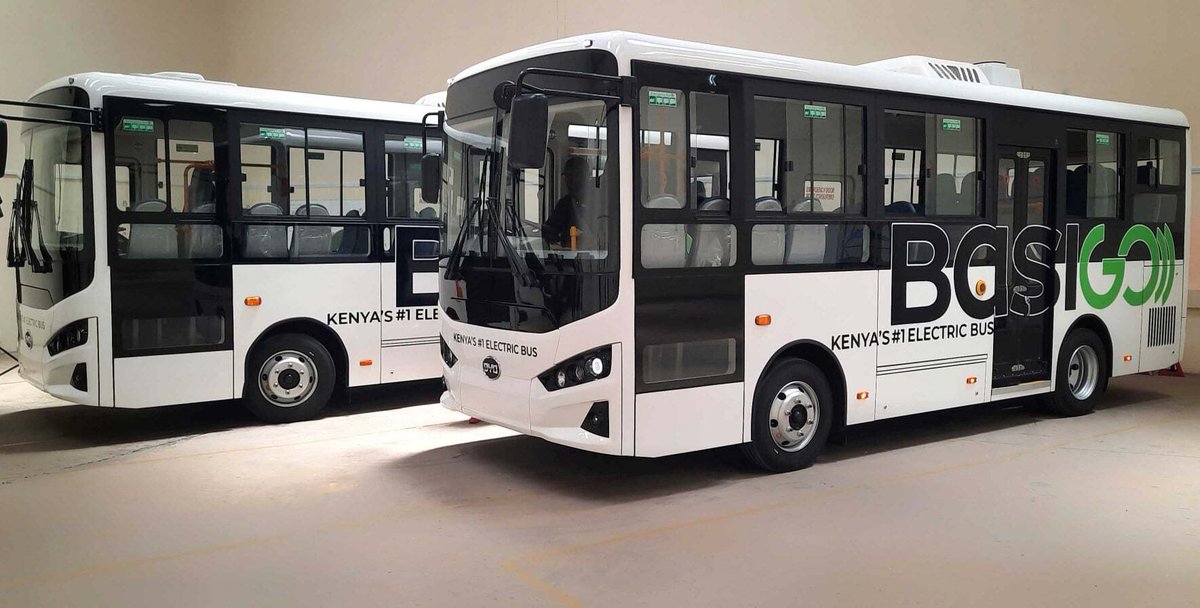 Energy_Smart_'s tweet photo. Kenya is embracing sustainable transportation solutions. The adoption of electric vehicles and the development of charging stations are reducing carbon emissions thus a greener transport system. Let's drive change for a cleaner Kenya! #ElectricVehicles #SustainableEnergySolutions https://t.co/NXtKP5eajA