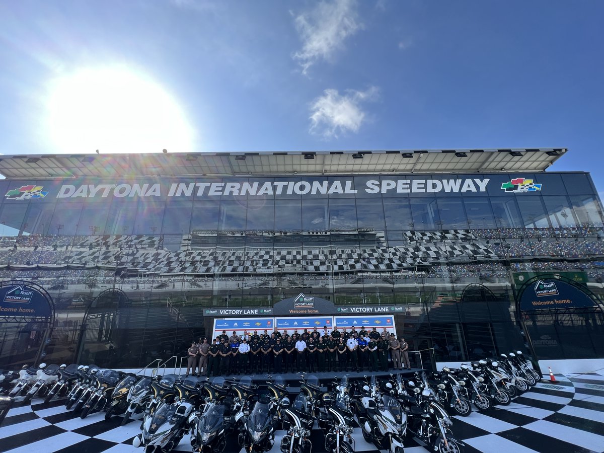 FDOT District 5 tweet media