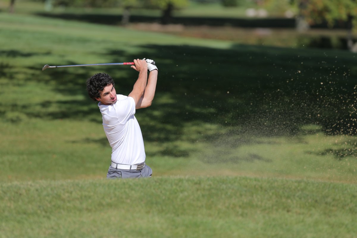 ToledoMGolf's tweet photo. Congrats to former Rocket great Chris Selfridge on being included in this year's 𝗧𝗼𝗹𝗲𝗱𝗼 𝗩𝗮𝗿𝘀𝗶𝘁𝘆 𝗧 𝗛𝗮𝗹𝗹 𝗼𝗳 𝗙𝗮𝗺𝗲 class!! 🚀⛳️

🔵 2015 MAC Golfer of the Year
🟡 Four-time All-@MACSports selection
🔵 Ranks 2nd in program history with a 73.1 stroke average https://t.co/b7RutOXHfN